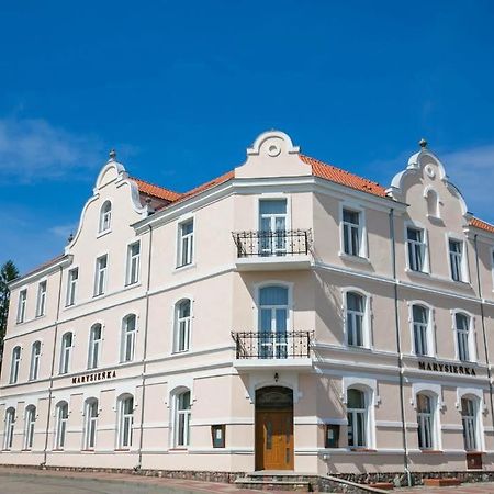 Marysienka Hotel Bisztynek Екстериор снимка